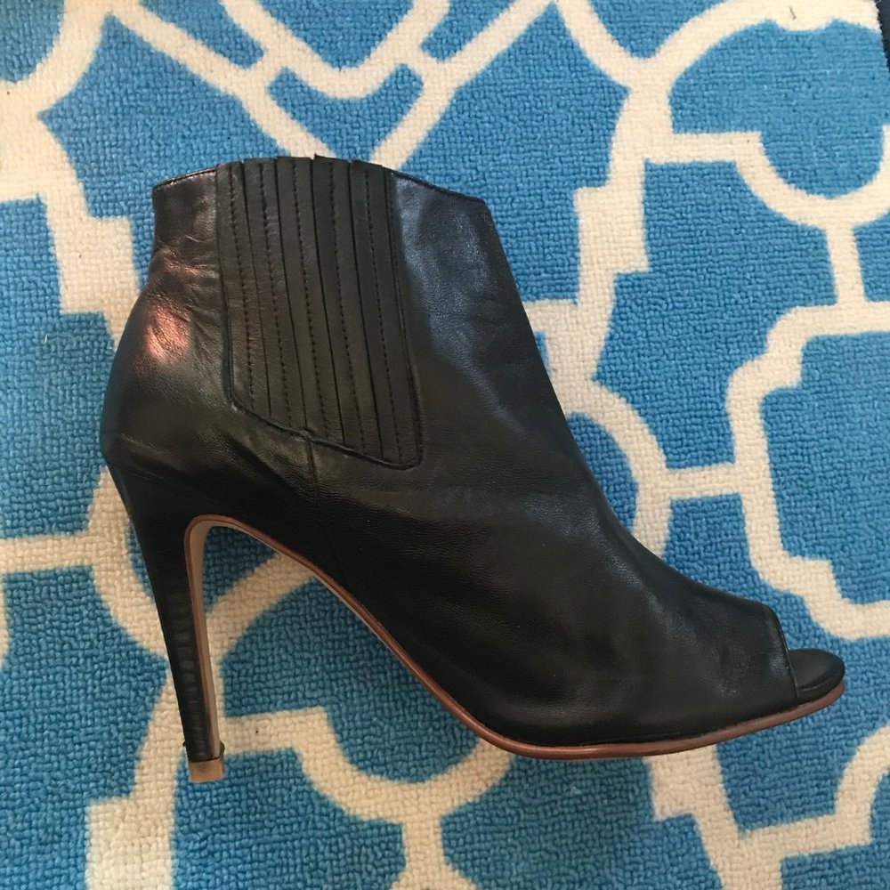 Halogen Leather Open-Toe Heels Size 8.5